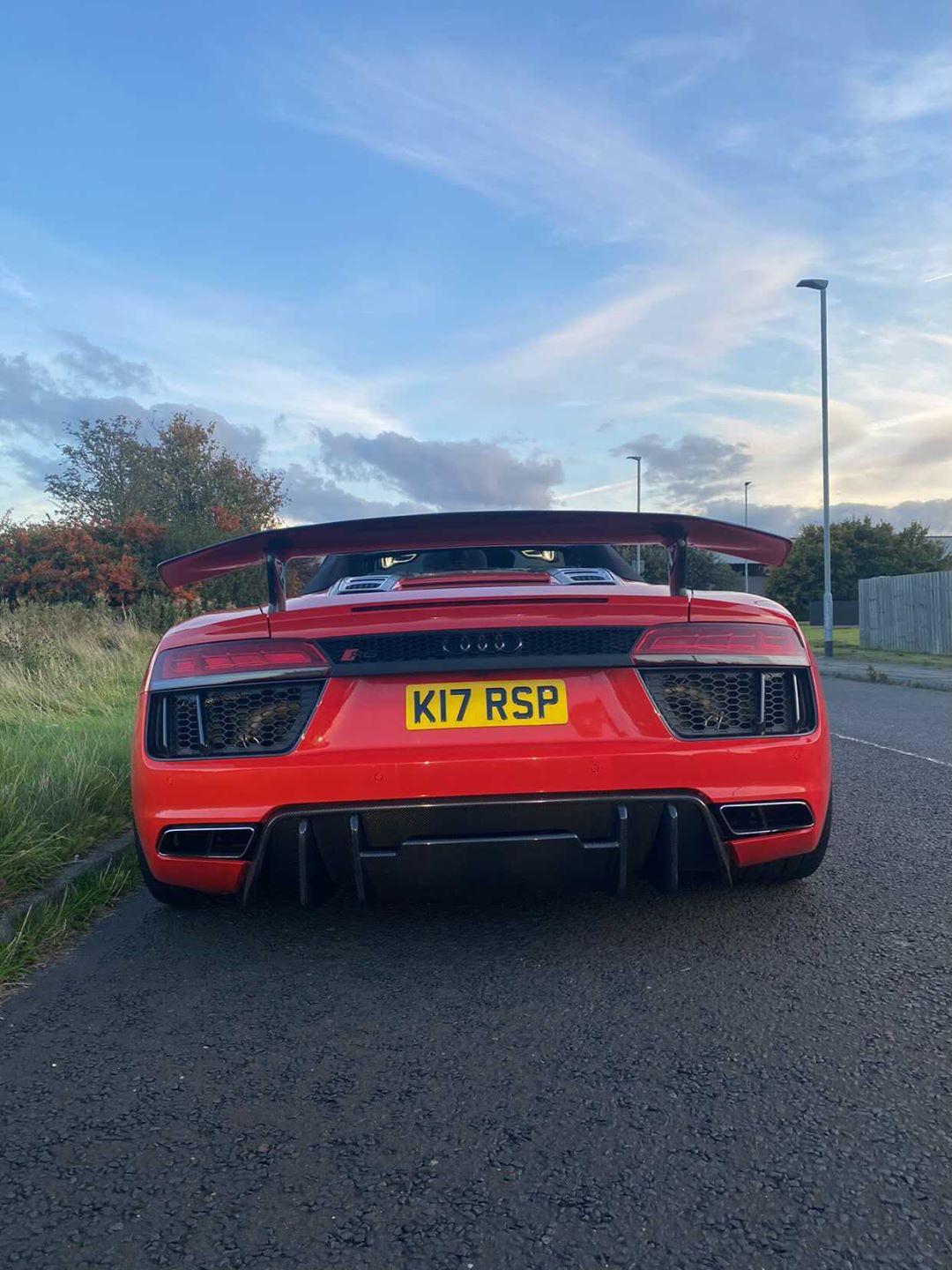 Audi R8 Rear Diffuser (2016+) Dry Carbon