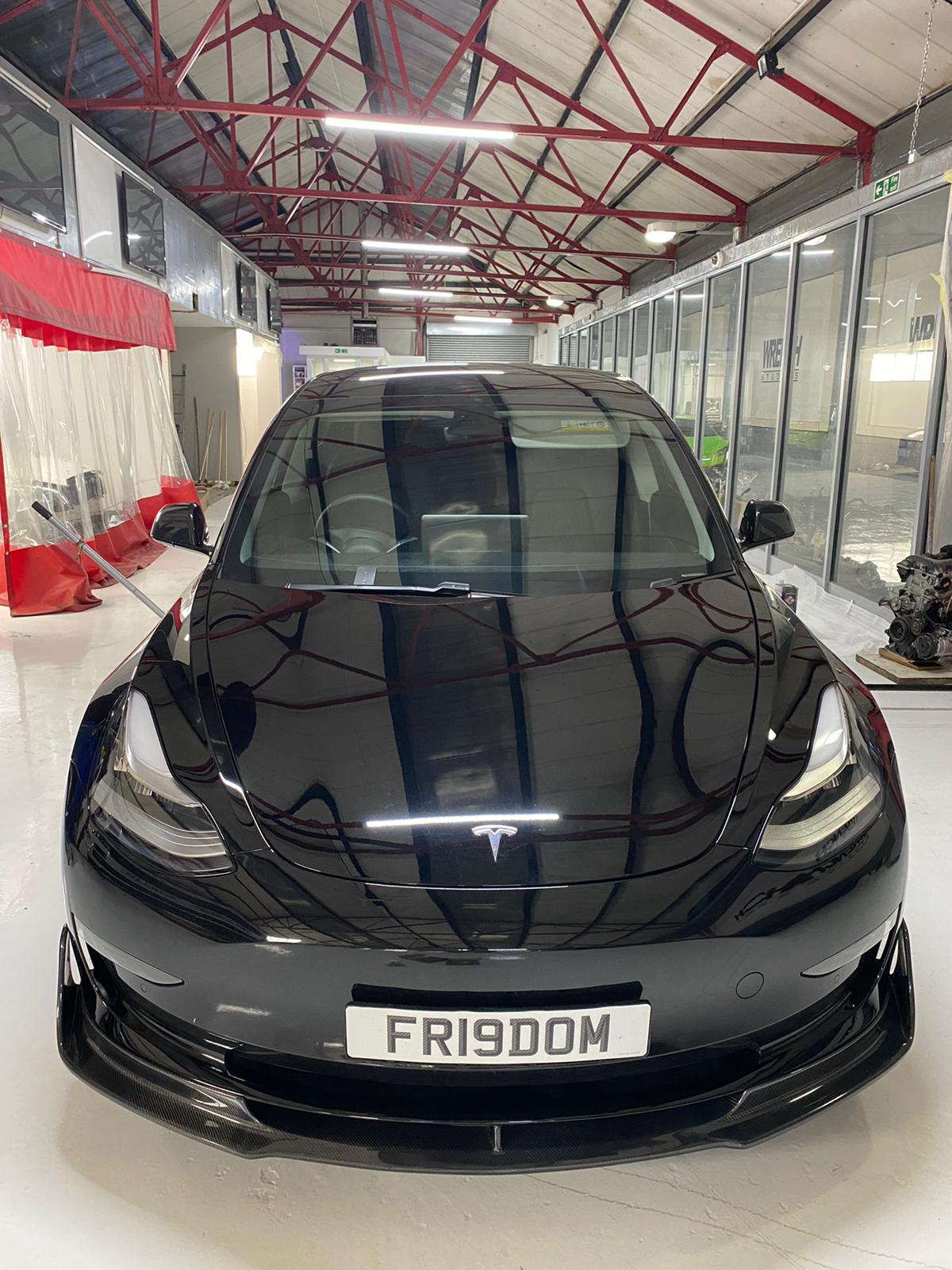 Tesla Model 3 DTM Front Splitter – SB Carbon